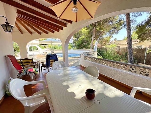 4 soverom Villa til salgs i Calpe / Calp med svømmebasseng - € 710 000 (Ref: 9640530)