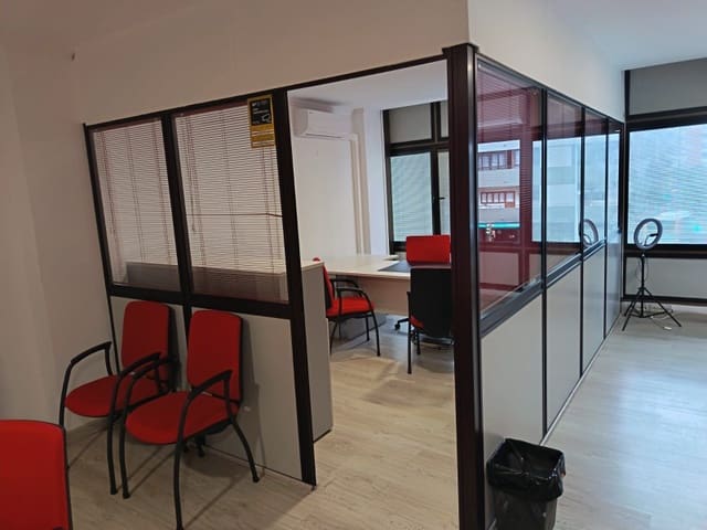 Büro zu verkaufen in Centro, Las Palmas de Gran Canaria - 190.000 € (Ref: 9640532)