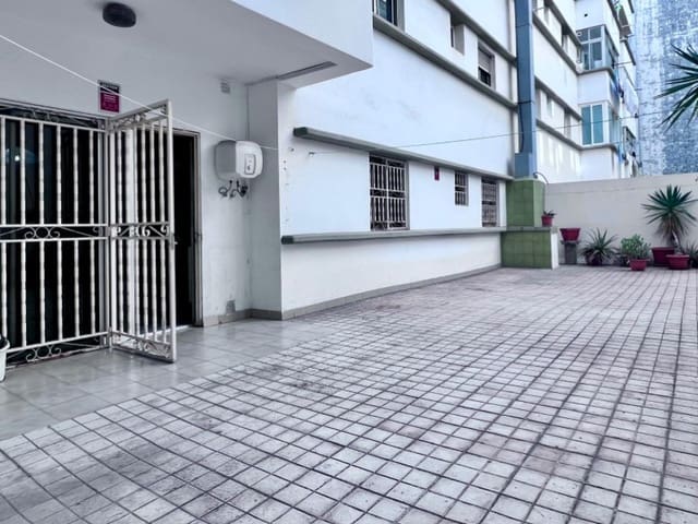 4 bedroom Flat for sale in Centro, Las Palmas de Gran Canaria with garage - € 495,000 (Ref: 9640535)