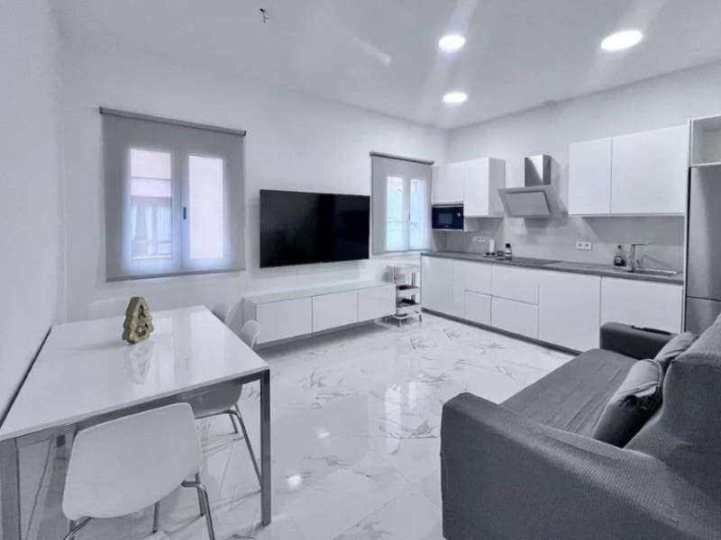 3 sypialnia Penthouse na sprzedaż w Las Palmas de Gran Canaria - 350 000 € (Ref: 9640540)