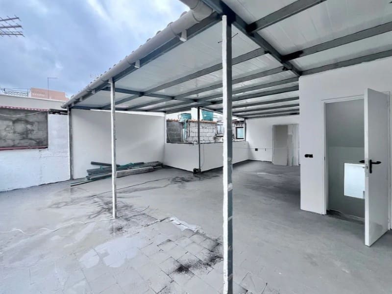 3 sypialnia Penthouse na sprzedaż w Las Palmas de Gran Canaria - 350 000 € (Ref: 9640540)