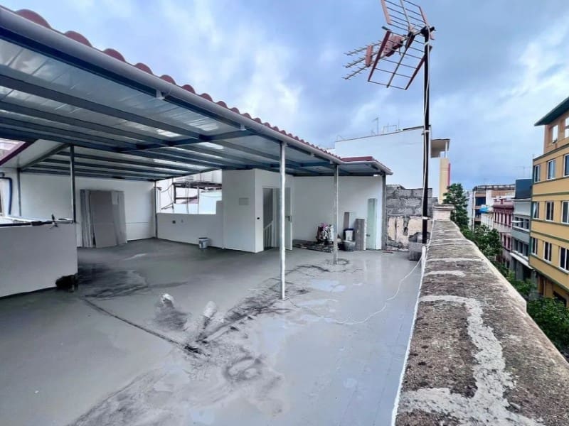 3 sypialnia Penthouse na sprzedaż w Las Palmas de Gran Canaria - 350 000 € (Ref: 9640540)