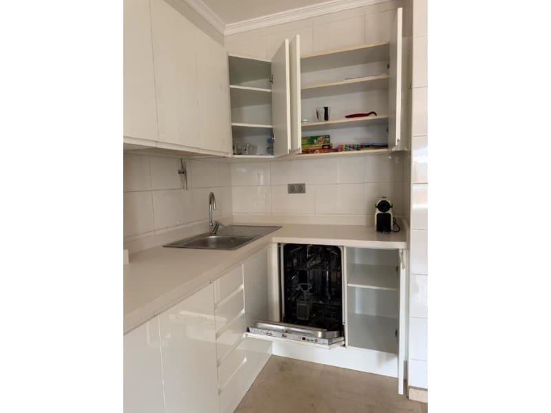 2 slaapkamer Flat te huur in Las Palmas de Gran Canaria - € 1.700 (Ref: 9640546)