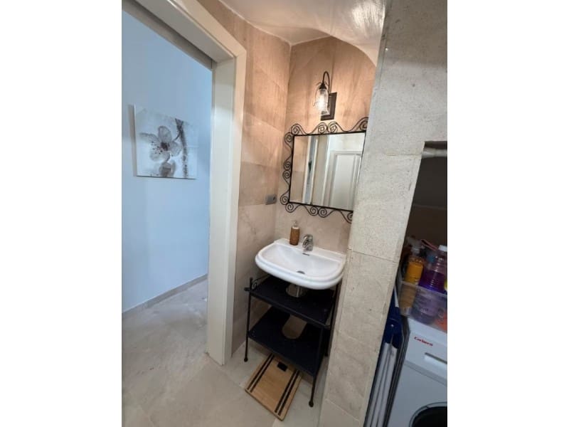 2 slaapkamer Flat te huur in Las Palmas de Gran Canaria - € 1.700 (Ref: 9640546)