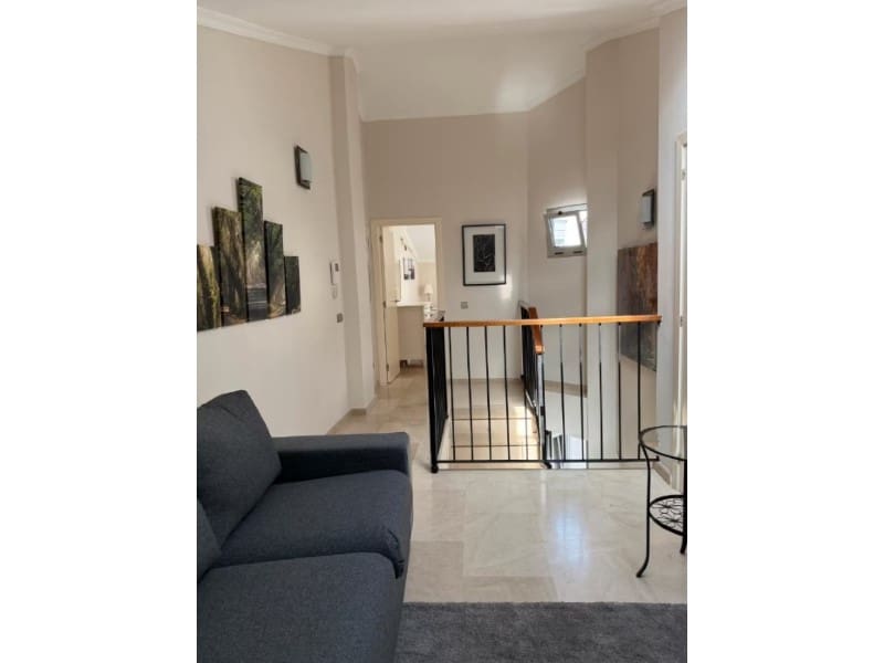 2 slaapkamer Flat te huur in Las Palmas de Gran Canaria - € 1.700 (Ref: 9640546)