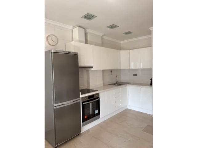 2 slaapkamer Flat te huur in Isleta - Puerto - Guanarteme, Las Palmas de Gran Canaria - € 1.700 (Ref: 9640546)