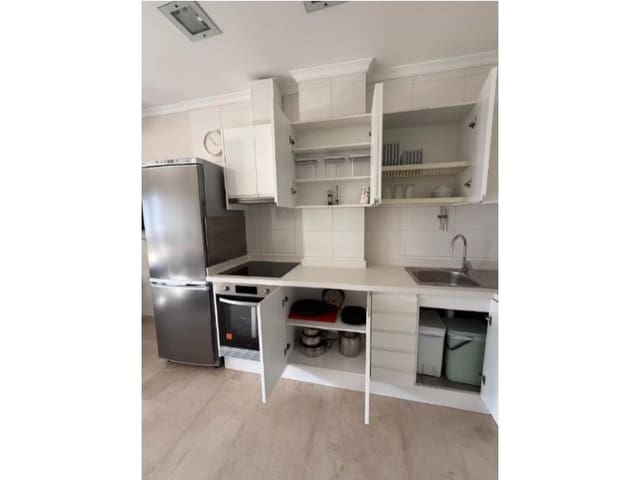 2 slaapkamer Flat te huur in Isleta - Puerto - Guanarteme, Las Palmas de Gran Canaria - € 1.700 (Ref: 9640546)