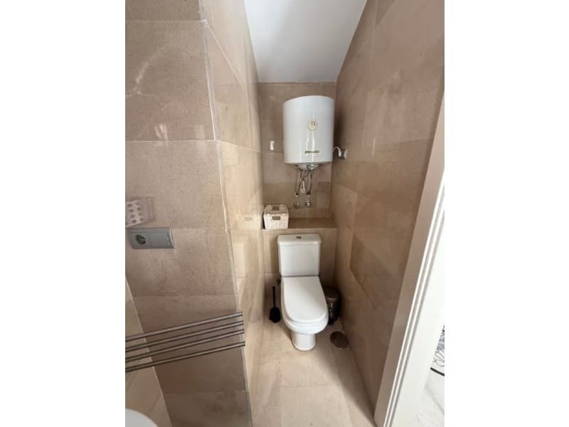 2 slaapkamer Flat te huur in Las Palmas de Gran Canaria - € 1.700 (Ref: 9640546)