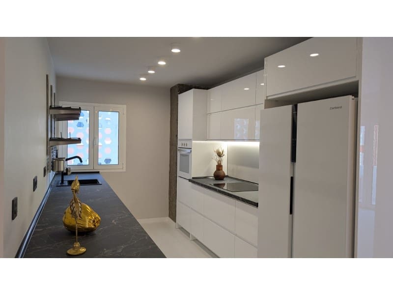 2 bedroom Flat for sale in Las Palmas de Gran Canaria - € 368,000 (Ref: 9640550)