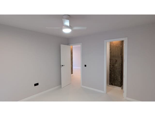 2 quarto Apartamento para venda em Centro, Las Palmas de Gran Canaria - 368 000 € (Ref: 9640550)