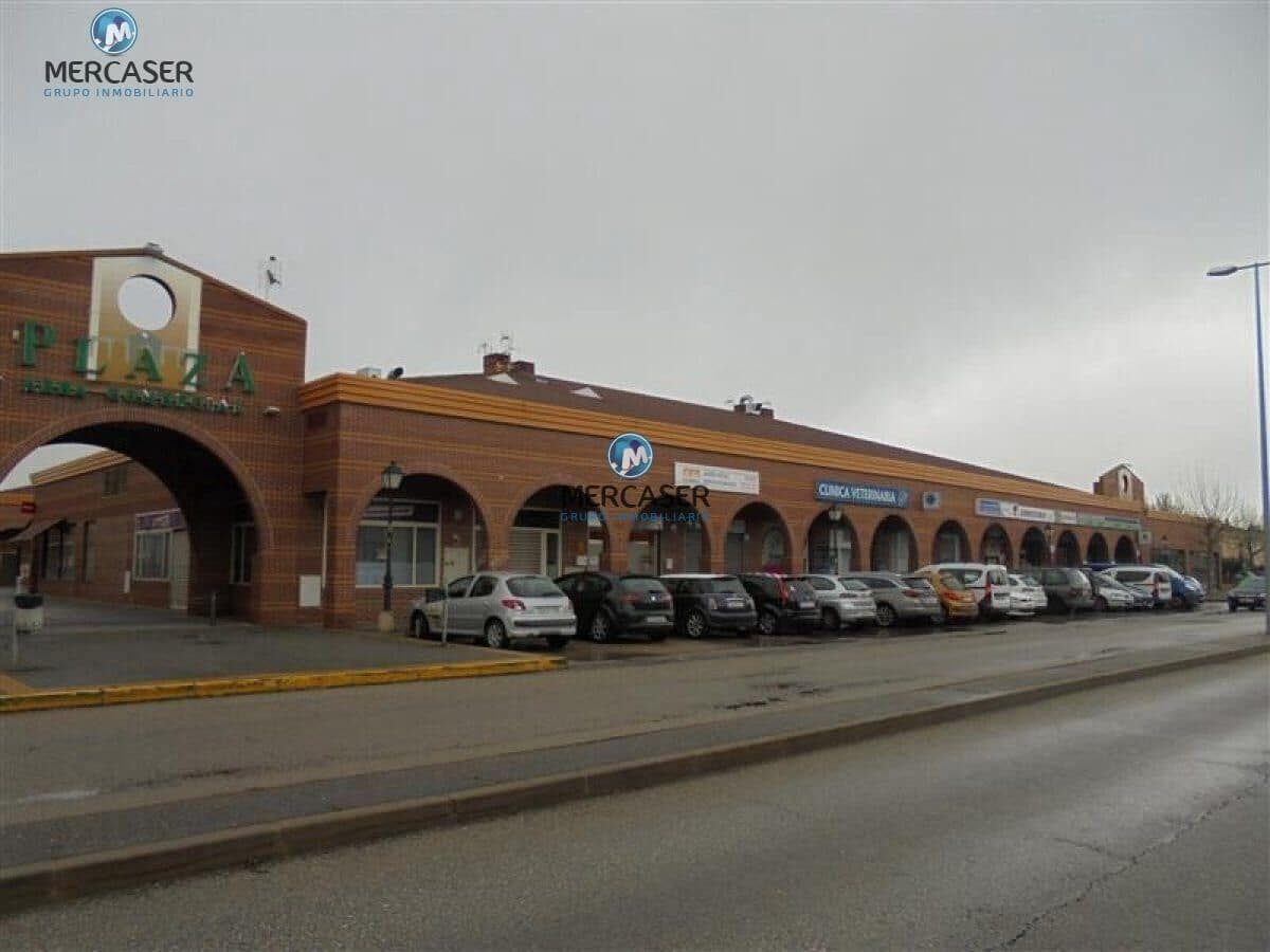 Commercial for sale in Villanueva de la Torre - € 50,000 (Ref: 9865780)