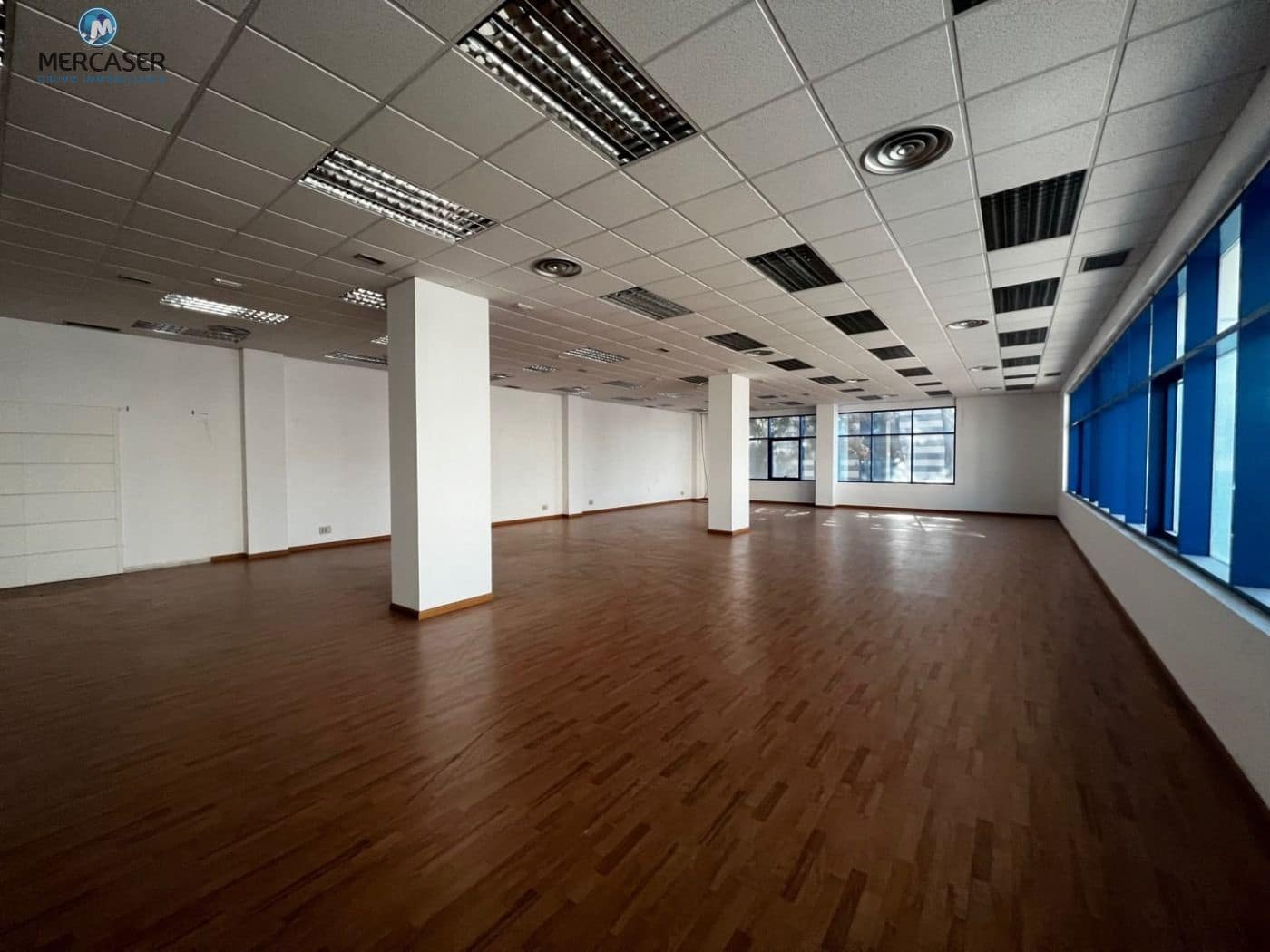 Office for sale in Alcala de Henares - € 790,000 (Ref: 9865782)