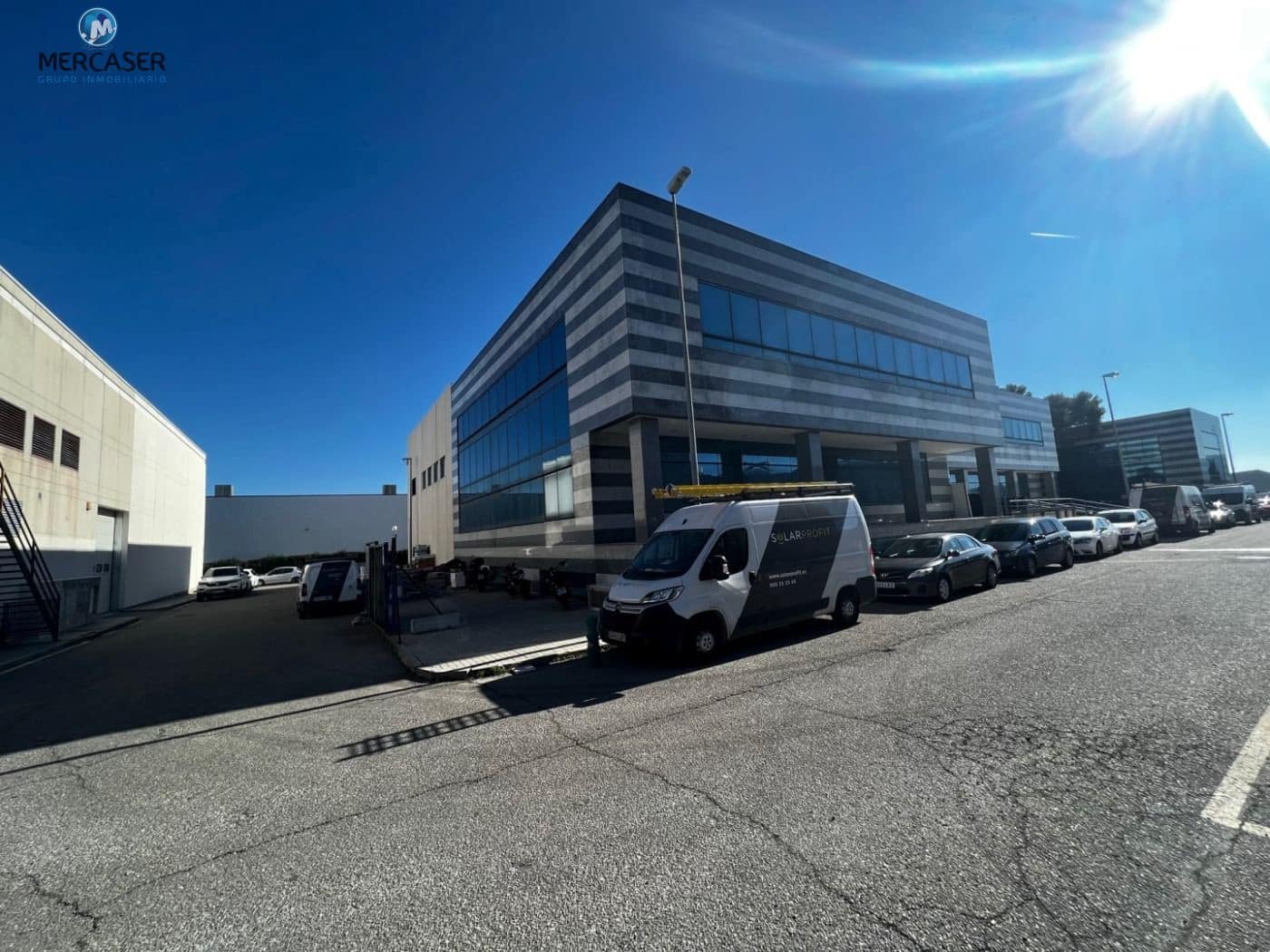 Office for sale in Alcala de Henares - € 790,000 (Ref: 9865782)