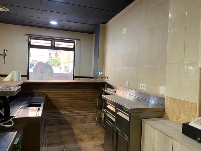Commercial for rent in Alcalá de Henares - € 800 (Ref: 9865783)