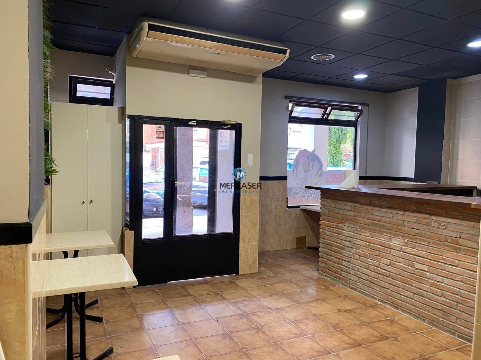 Commercial for rent in Alcala de Henares - € 800 (Ref: 9865783)