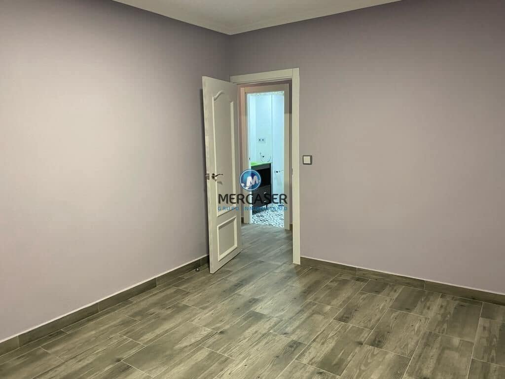 3 bedroom Flat for rent in Alcala de Henares - € 1,100 (Ref: 9865786)