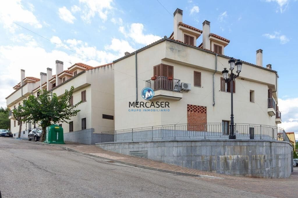 Commercial for sale in Venturada - € 68,100 (Ref: 9865790)