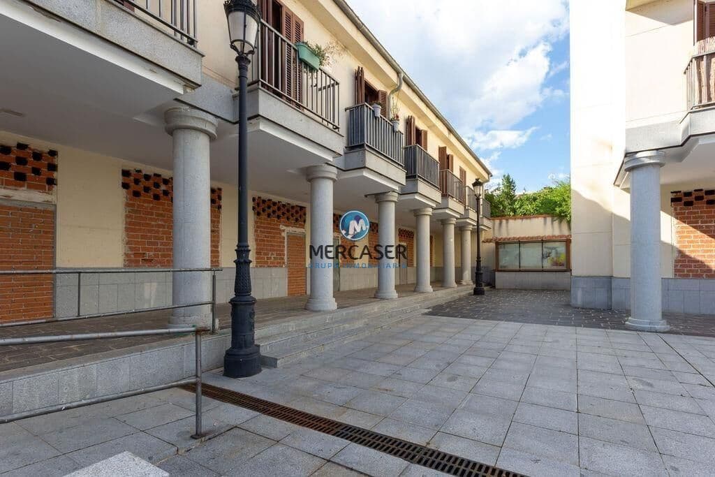 Commercial for sale in Venturada - € 68,100 (Ref: 9865790)