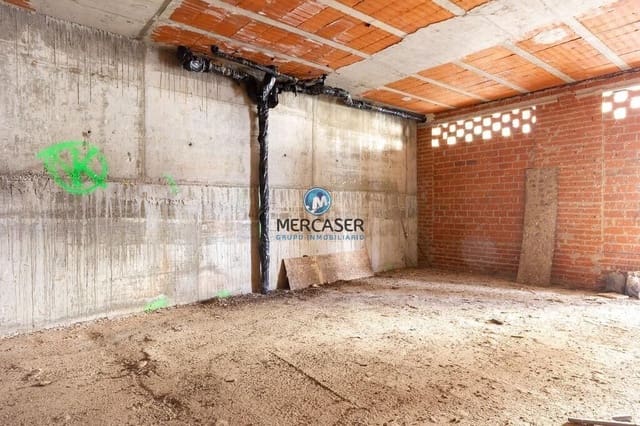 Commercial for sale in Venturada - € 68,100 (Ref: 9865790)