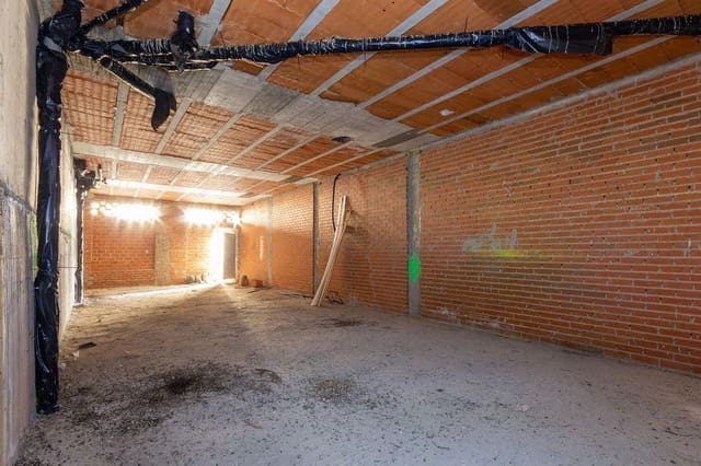 Commercial for sale in Venturada - € 69,000 (Ref: 9865791)