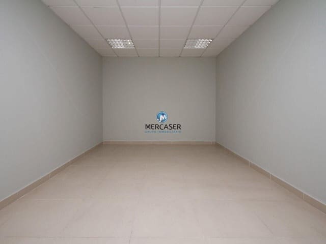 Commercial for sale in Valdemoro with garage - € 222,600 (Ref: 9865802)