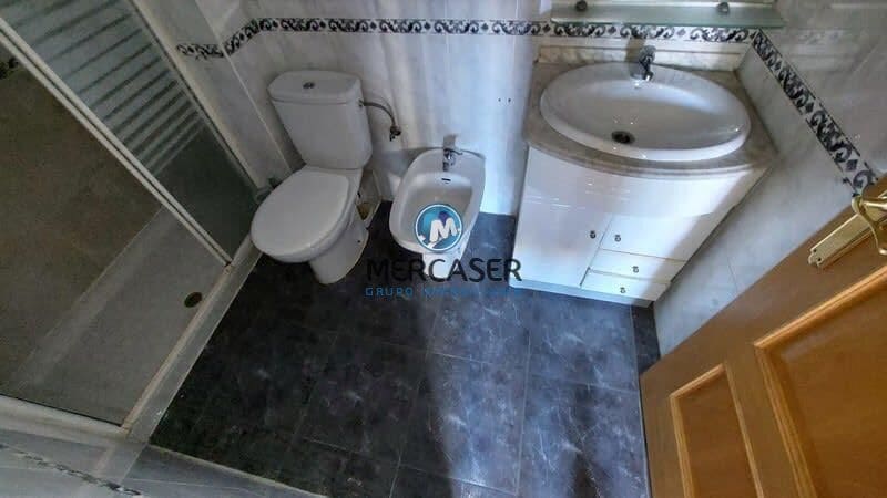 2 bedroom Flat for sale in Coslada - € 234,200 (Ref: 9865803)