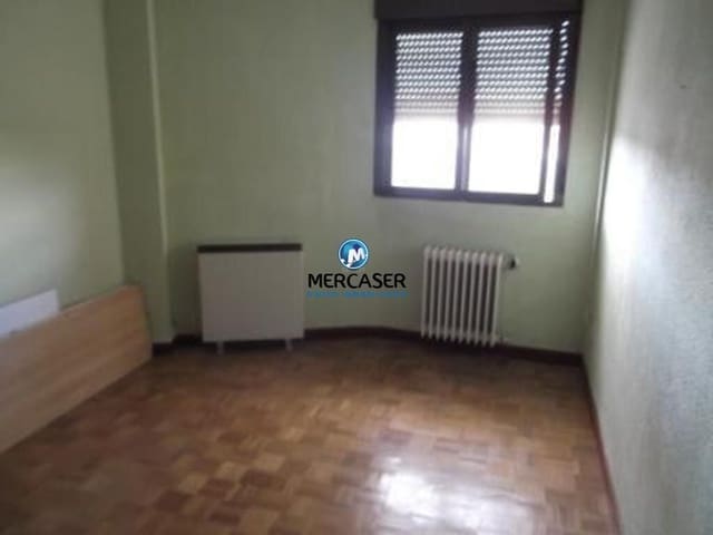 6 bedroom Flat for sale in San Martín de la Vega - € 340,000 (Ref: 9865820)
