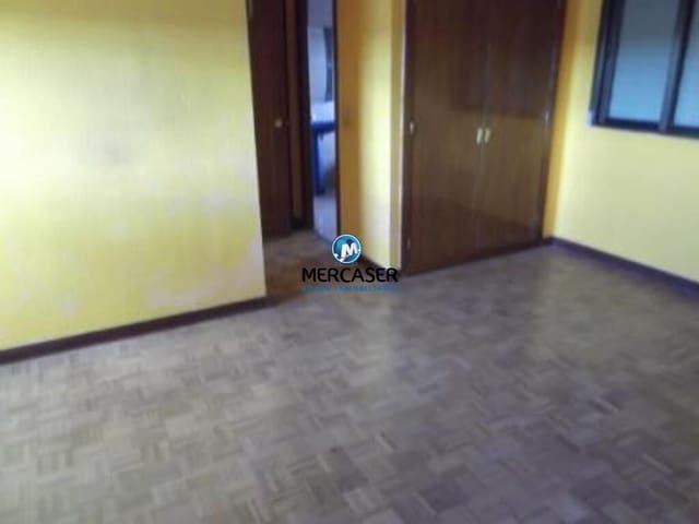 6 bedroom Flat for sale in San Martín de la Vega - € 340,000 (Ref: 9865820)