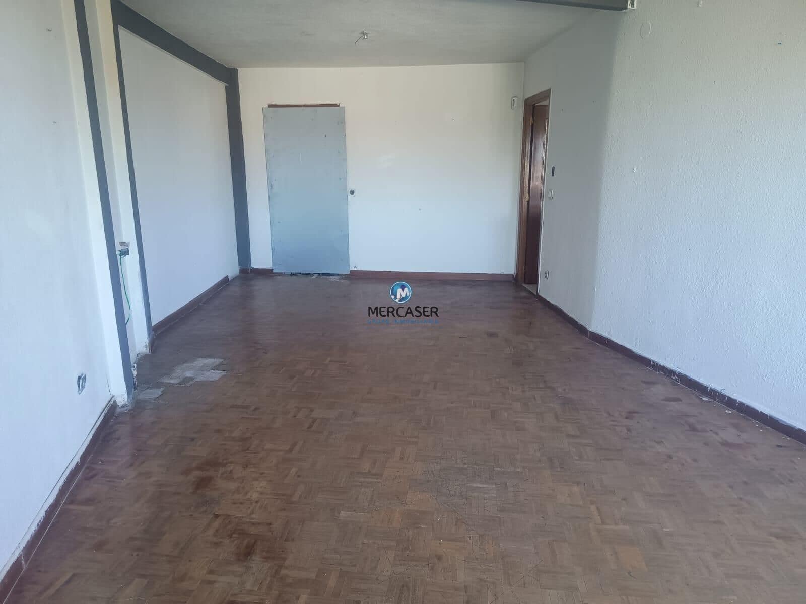 6 bedroom Flat for sale in San Martin de la Vega - € 340,000 (Ref: 9865820)