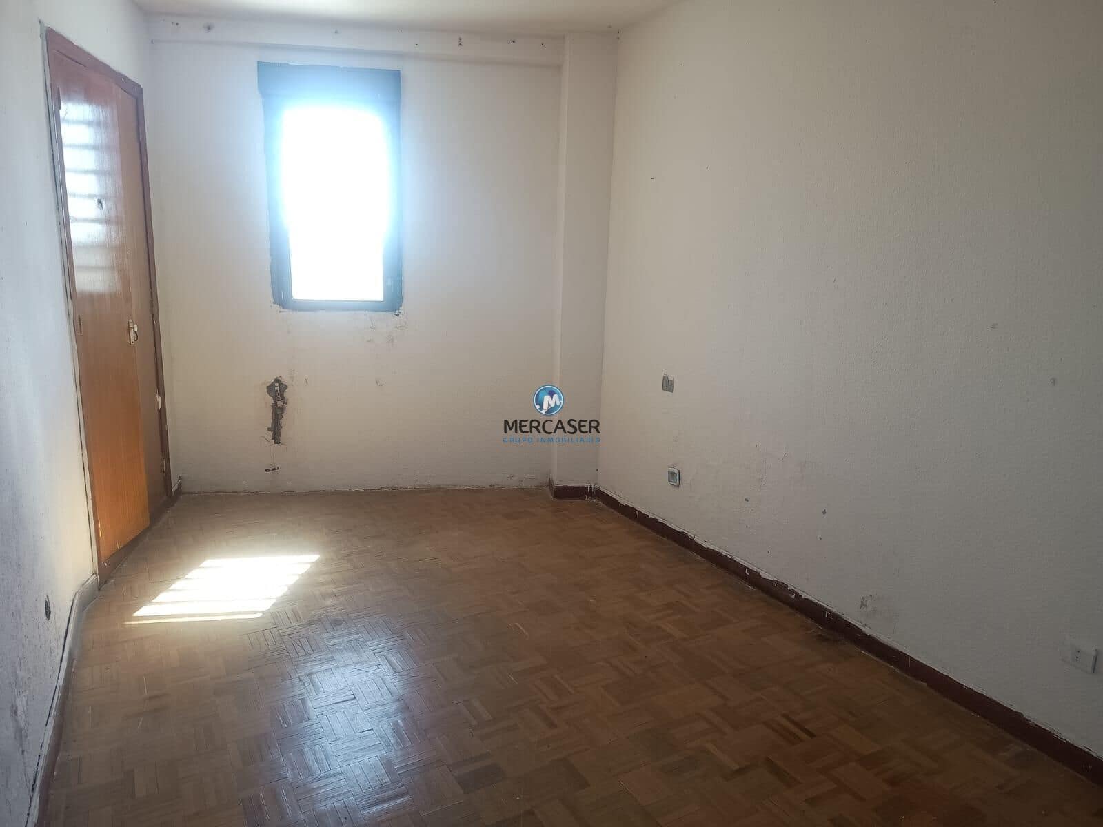 6 bedroom Flat for sale in San Martin de la Vega - € 340,000 (Ref: 9865820)