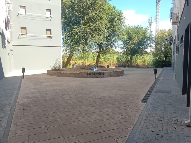 6 bedroom Flat for sale in San Martín de la Vega - € 340,000 (Ref: 9865820)