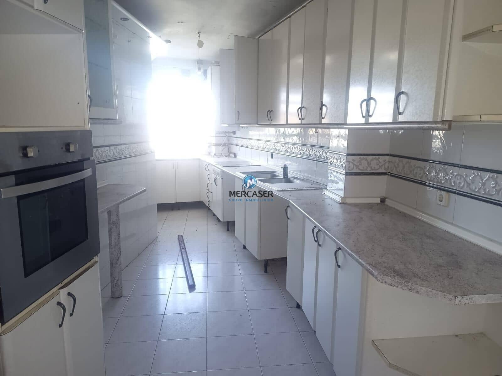 6 bedroom Flat for sale in San Martin de la Vega - € 340,000 (Ref: 9865820)