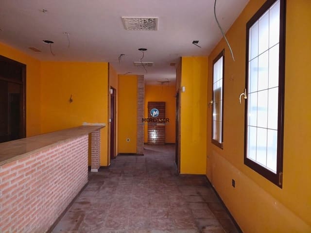 Commercial for sale in Torres de la Alameda - € 259,000 (Ref: 9865821)