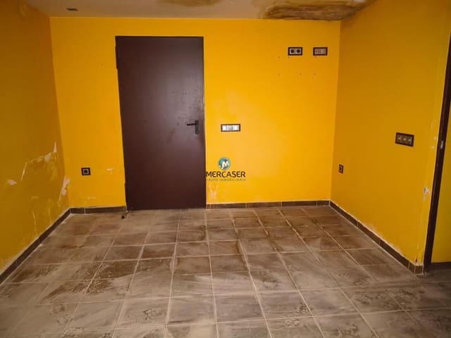 Commercial for sale in Torres de la Alameda - € 259,000 (Ref: 9865821)