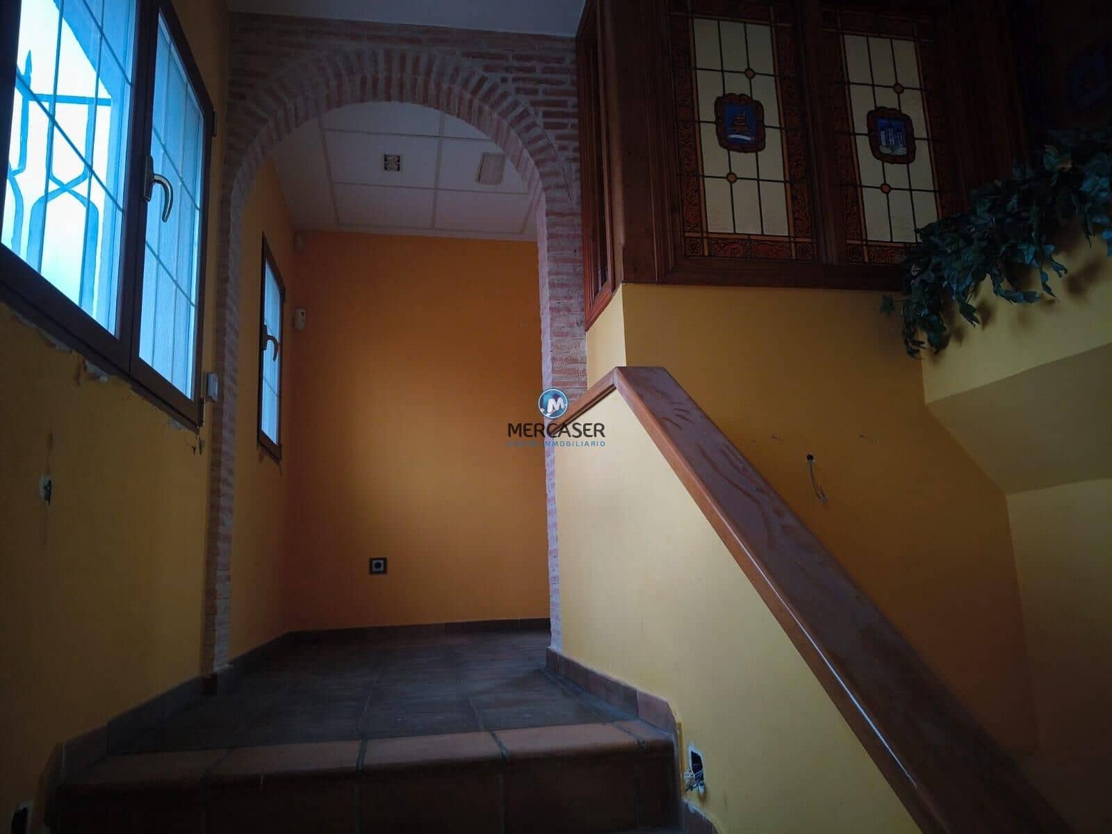 Commercial for sale in Torres de la Alameda - € 259,000 (Ref: 9865821)