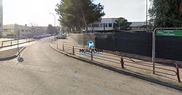Commercial for sale in Coslada - € 142,100 (Ref: 9865822)