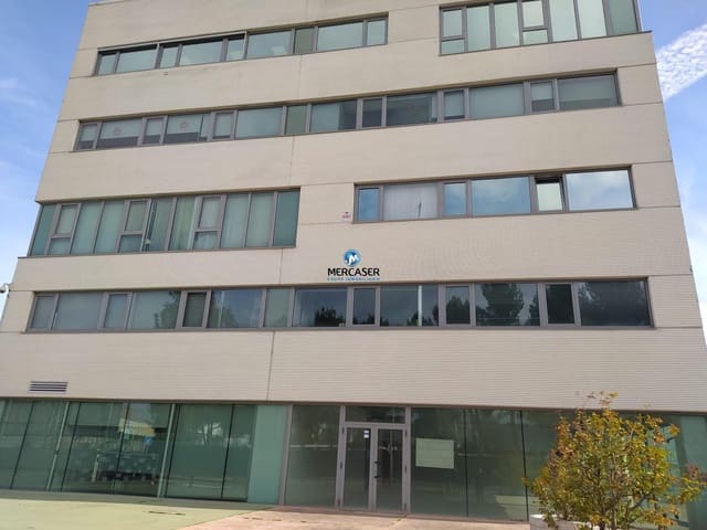 Commercial for sale in Coslada - € 142,100 (Ref: 9865822)