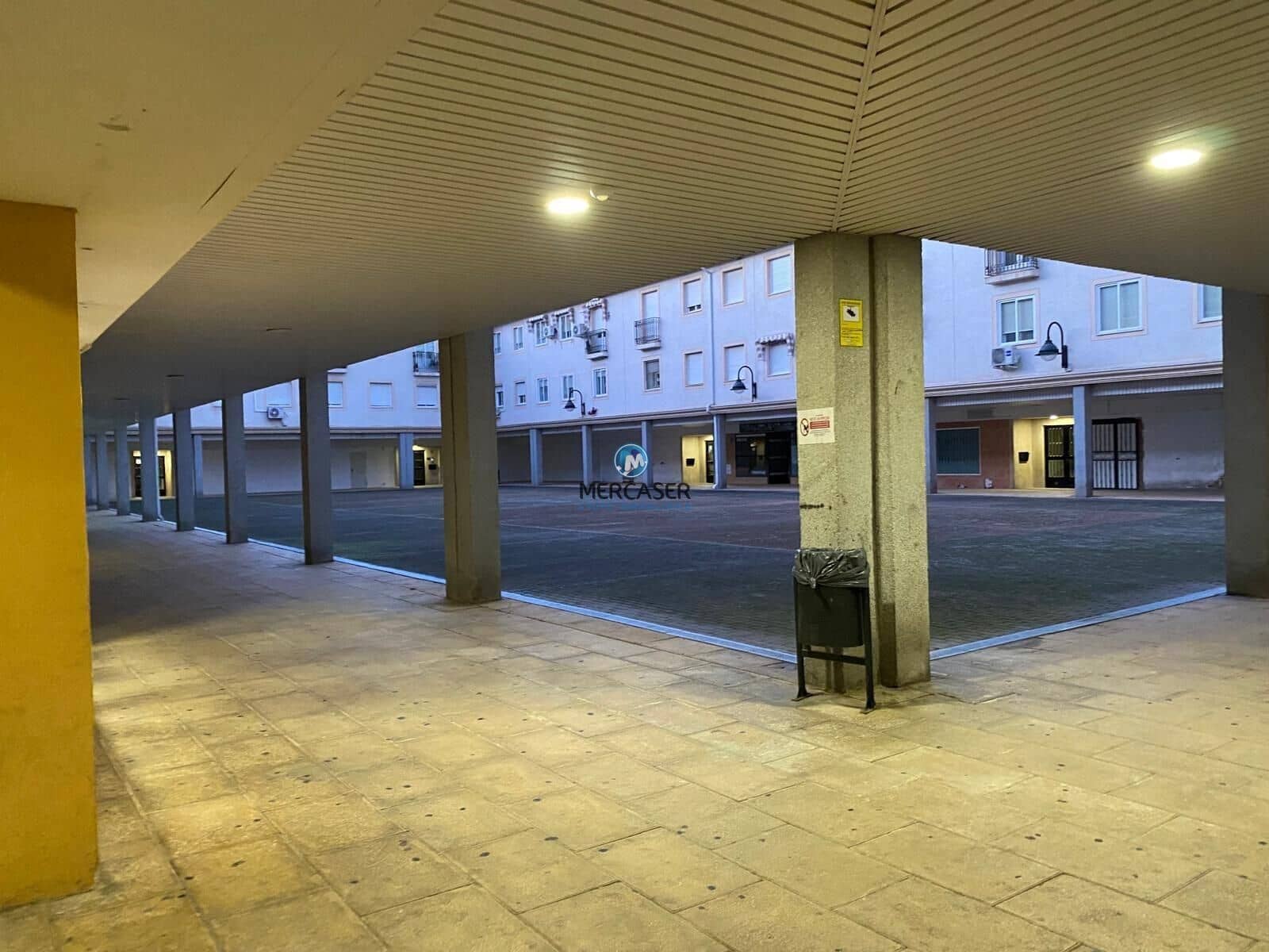 Commercial for sale in Torres de la Alameda - € 133,200 (Ref: 9865823)