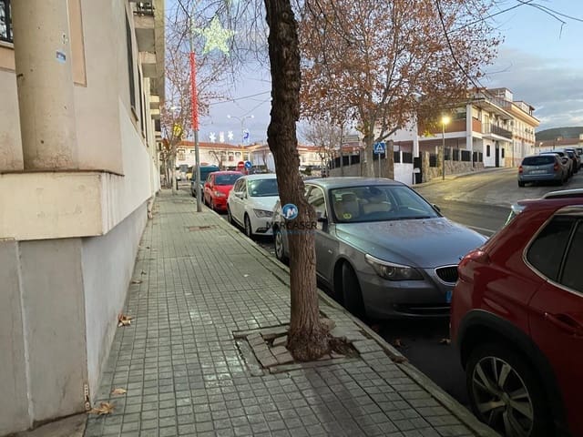Commercial for sale in Torres de la Alameda - € 133,200 (Ref: 9865823)