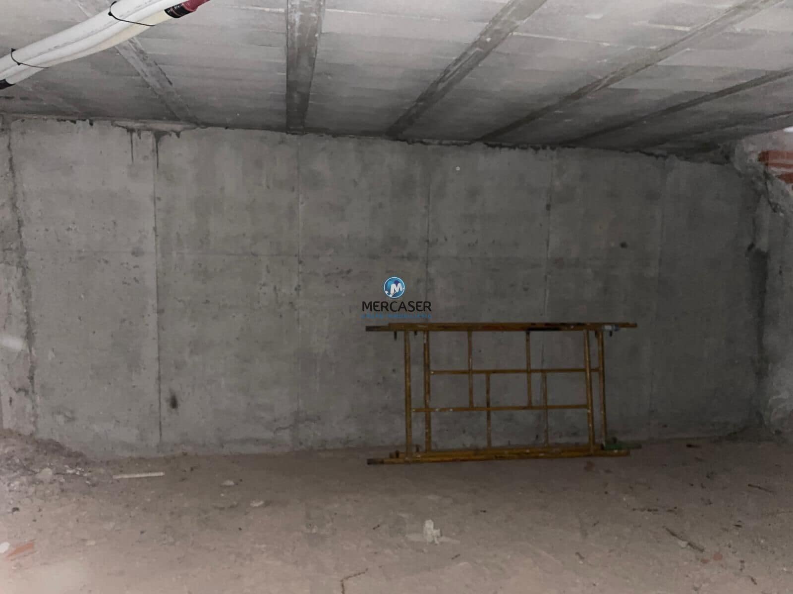Commercial for sale in Tarancon - € 24,000 (Ref: 9865824)