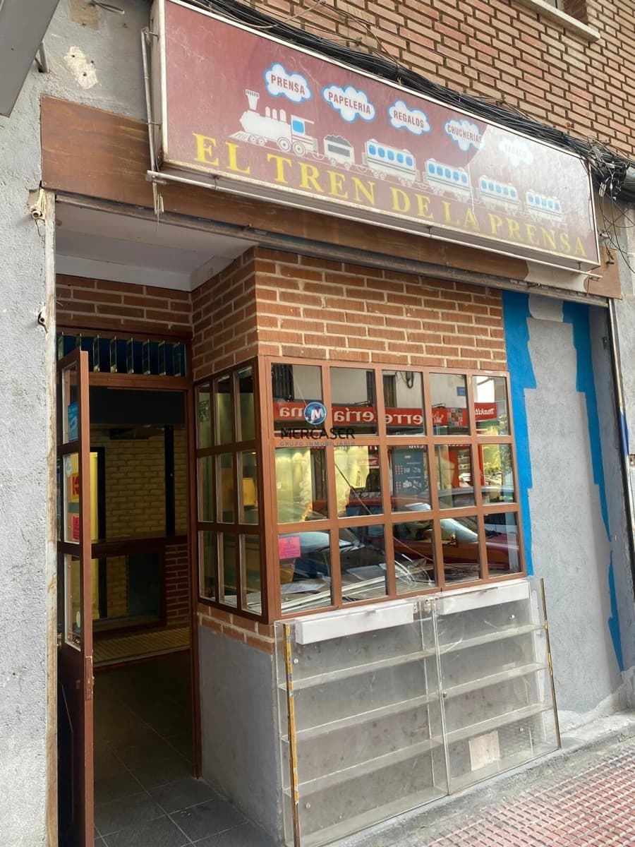 Commercial for rent in Alcala de Henares - € 500 (Ref: 9865825)