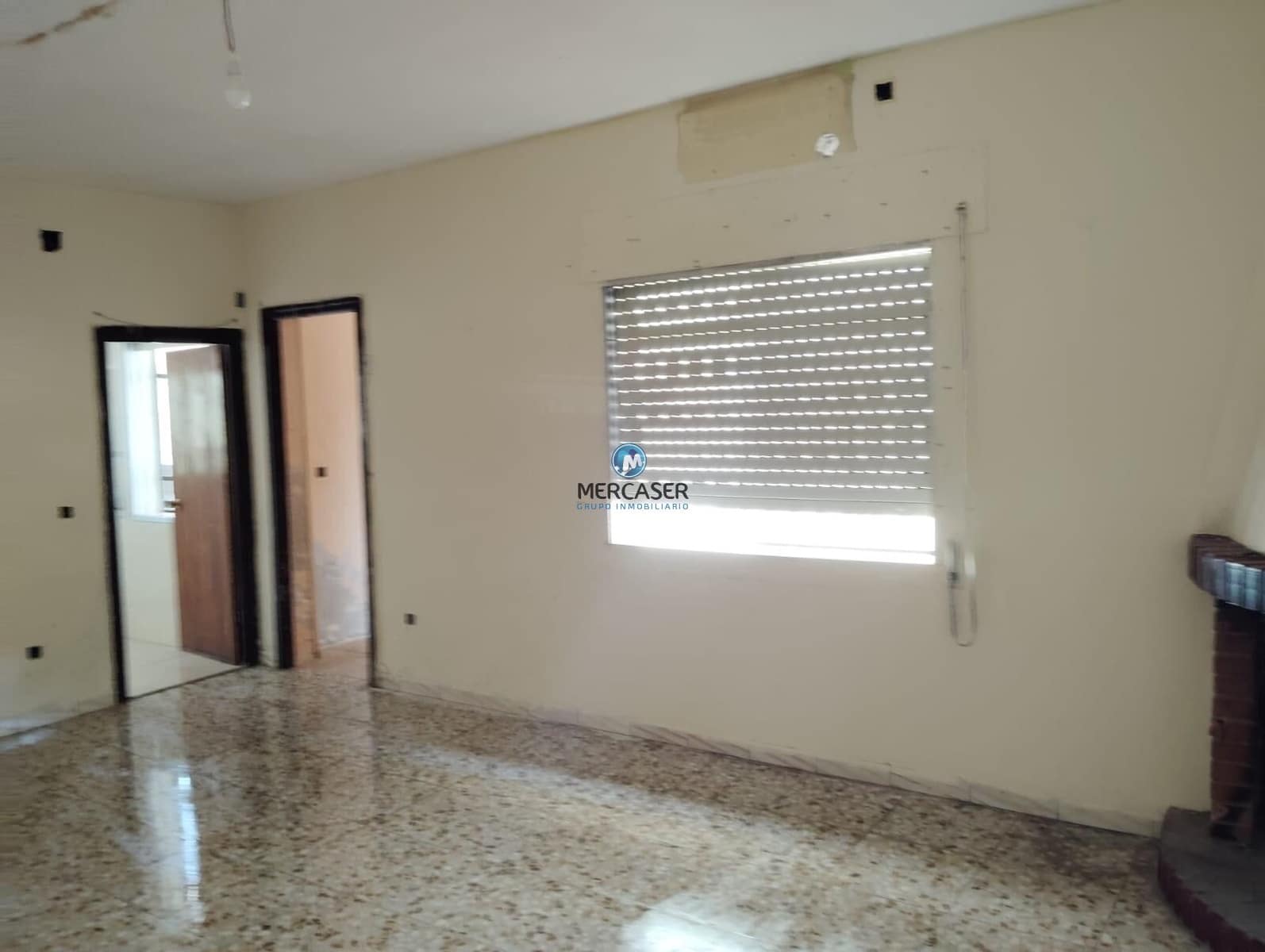 3 bedroom Villa for sale in Fuentiduena de Tajo with pool - € 170,000 (Ref: 9865826)