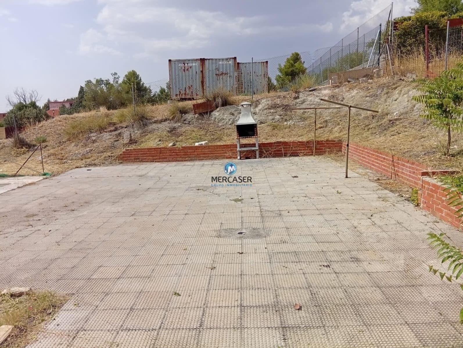3 bedroom Villa for sale in Fuentiduena de Tajo with pool - € 170,000 (Ref: 9865826)