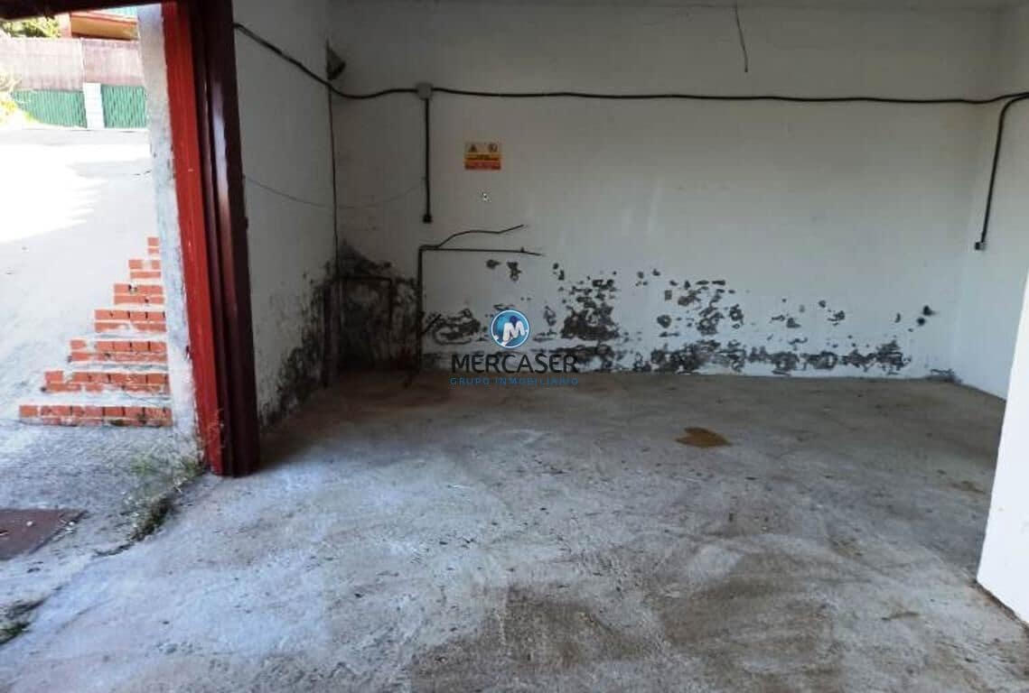 3 bedroom Villa for sale in El Casar with pool - € 236,000 (Ref: 9865827)