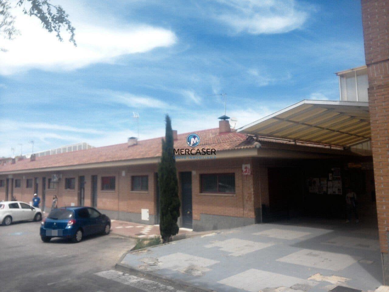 Commercial for sale in Nuevo Baztan - € 170,000 (Ref: 9865829)