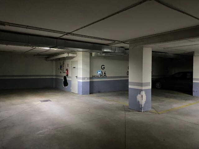 Garage for sale in Alcalá de Henares - € 9,000 (Ref: 9865833)