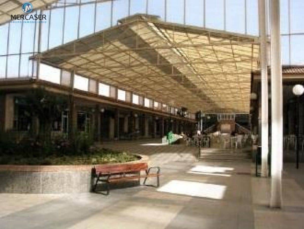 Commercial for sale in Nuevo Baztan - € 73,500 (Ref: 9865841)