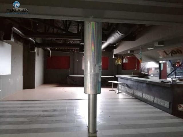 Commercial for sale in Nuevo Baztán - € 73,500 (Ref: 9865841)