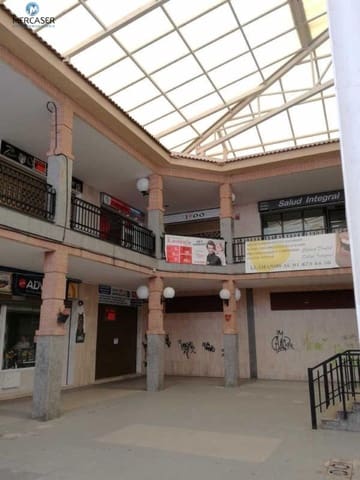 Commercial for sale in Nuevo Baztán - € 73,500 (Ref: 9865841)