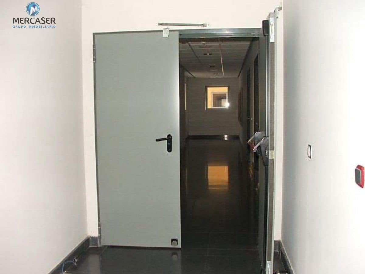 Office for sale in Guadalajara city - € 42,600 (Ref: 9865843)